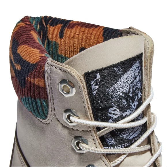 TIMBERLAND WOMEN'S TIMBERLAND® HERITAGE 6-INCH WATERPROOF BOOTS - Picture 6 of 8